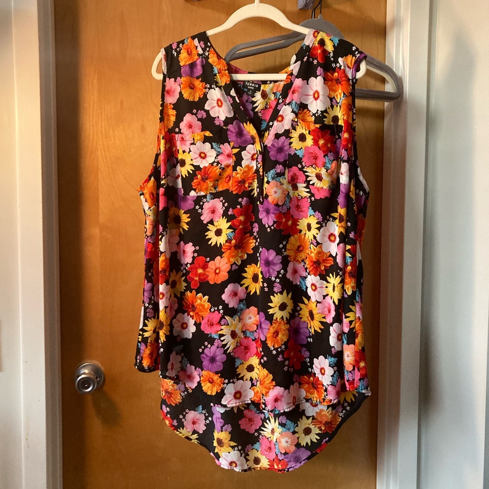 Torrid Floral Button-Front Tunic Blouse - Black and Multicolor